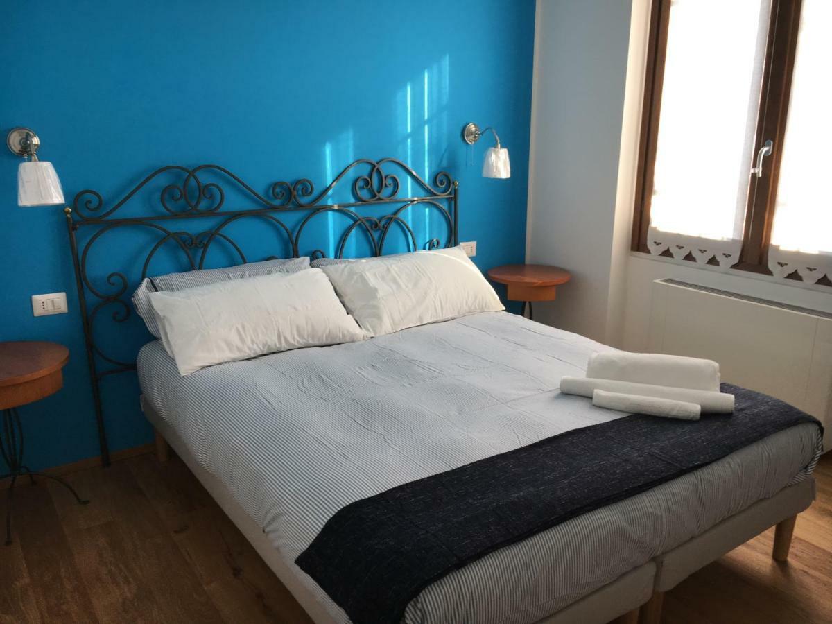 Elleboro Bed & Breakfast Carugo Eksteriør bilde